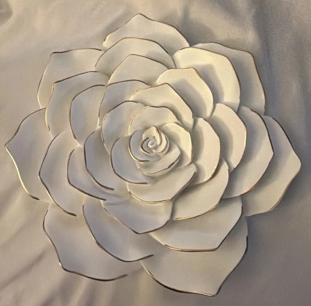 Brewster Home Fashions 3-D White & Gold Flower Wall Decoration 9.75” x 9.75”