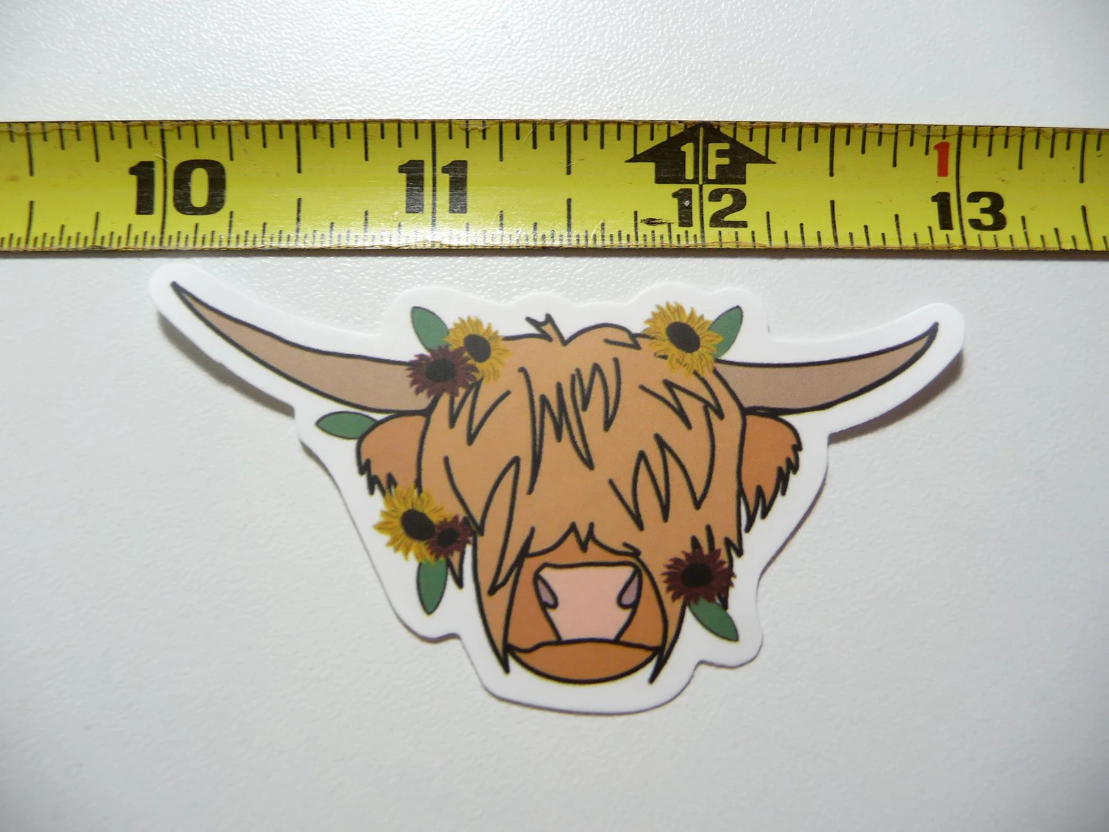 HIGHLAND COW CATTLE DAISIES SMALL STICKER DECAL FARM RANCH LIVESTOCK