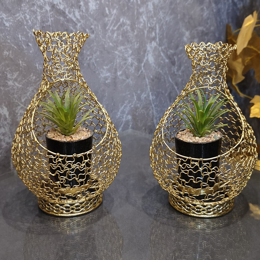 Handcrafted Gold Wire Vase with Artificial Plant – Elegant Home Décor Piece 2135