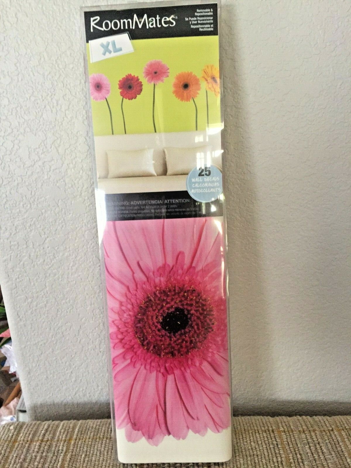 Room Mates Floral Zinnias Daisies 25 Peel Stick Wall Decals 14″ W x 45″ T Each