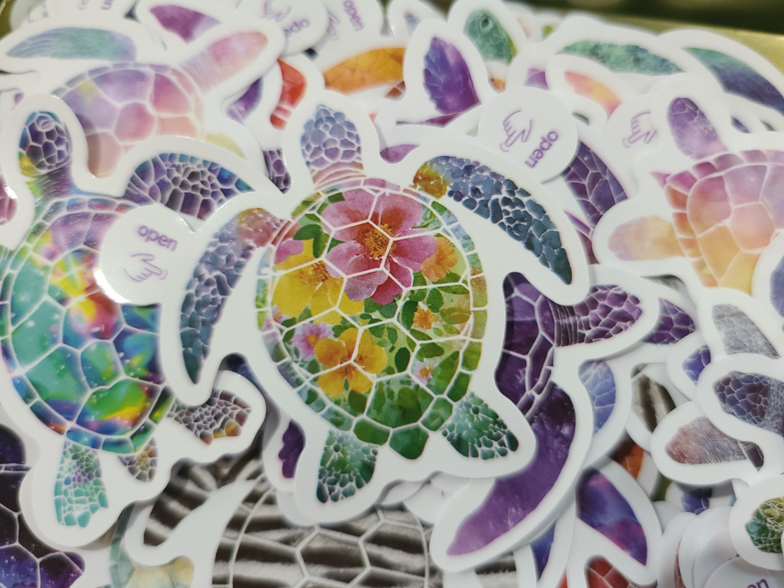 20 Pcs Multicolor Sea Turtle Vinyl Self-Adhesive Decorative Stickers,Journal etc