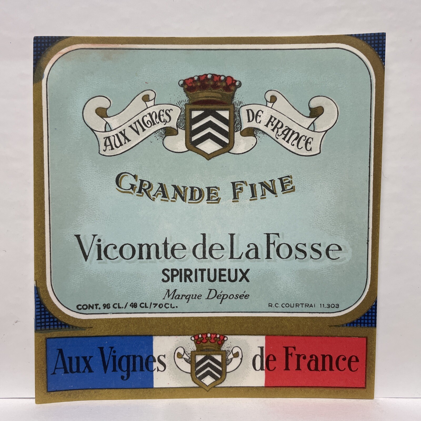 Aux Vignes de France Vicomte de La Fosse Spiritueux Label – Menin, France