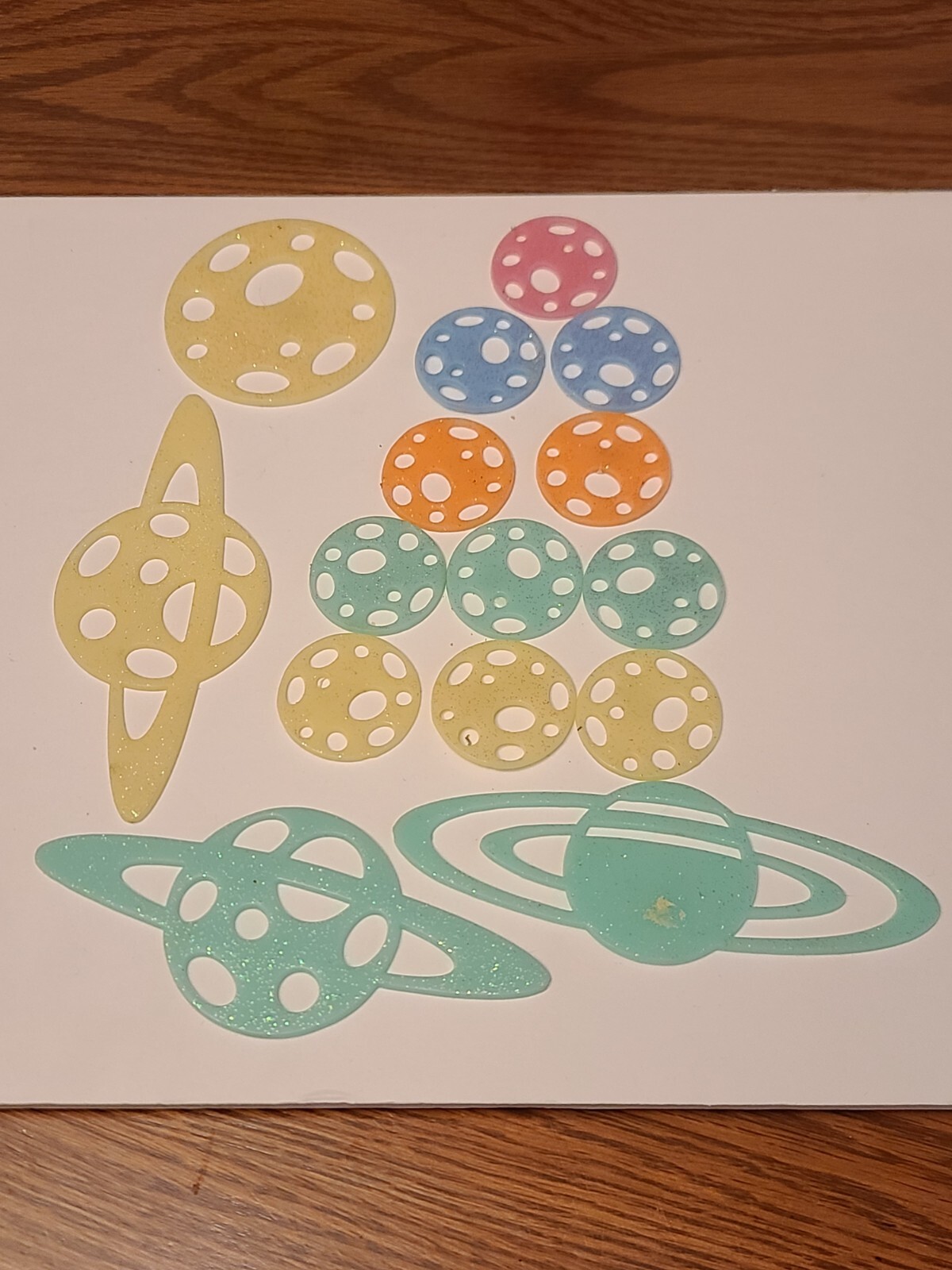 Glow in the Dark Stars and Planets 68 Pieces – 7 3D Planets
