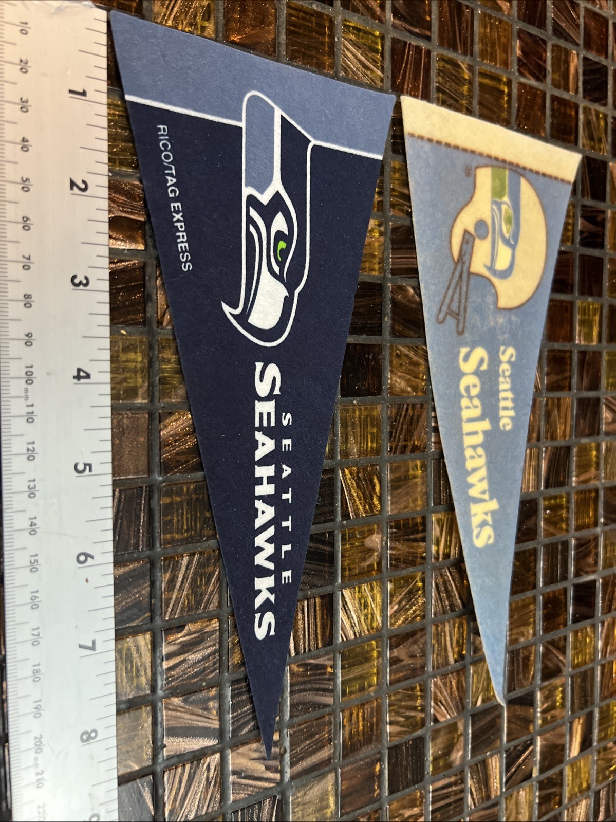 Rico NFL 4×9” Mini Banner Vintage & Modern Seattle Seahawks