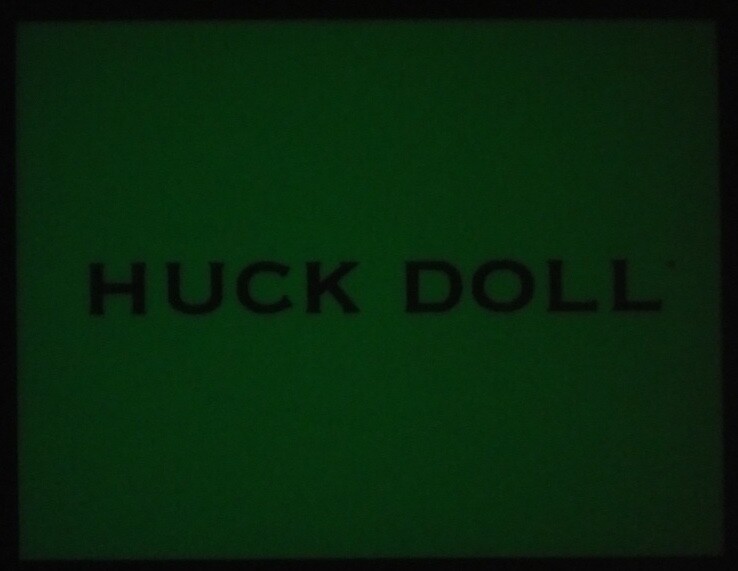huck doll sticker – glow