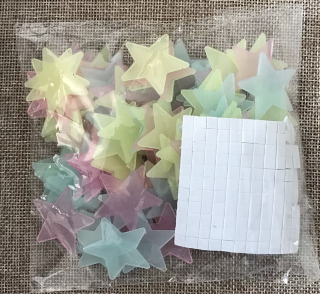 200pcs Glow In The Dark Stars Plastic Stickers Crafts Kids Bedroom FREE 🌙 MOON