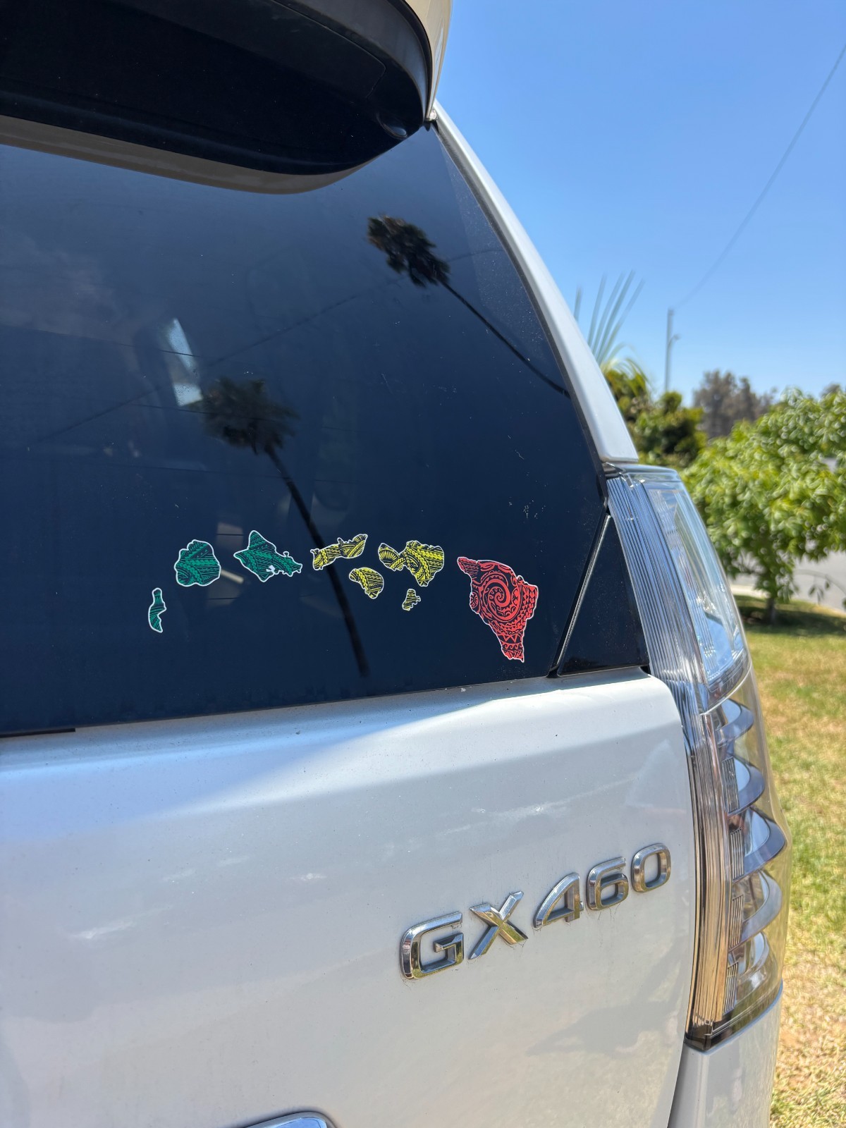 Spiral Reggae Flag Hawaiian Island Map Hawaii Decal Car / Truck Window Sticker