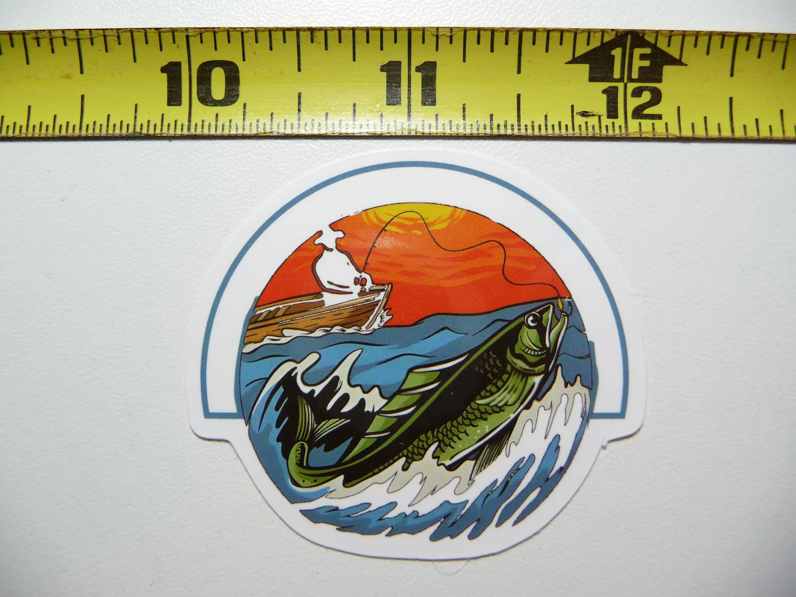 FISHERMAN AT FRONT OF BOAT FISH SMALL STICKER DECAL SPORT HOBBY FAN SPORTSMAN