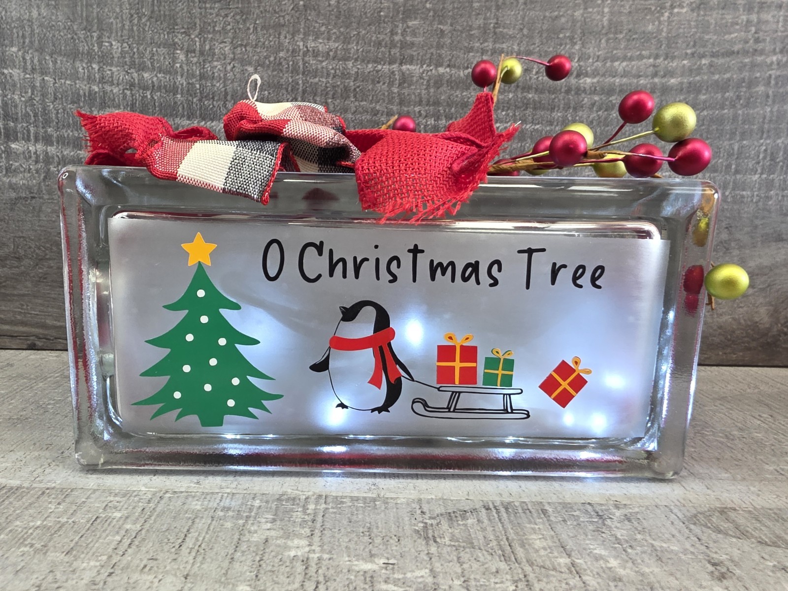 Handcrafted Christmas Penguin Glass Block 8x4x3″ Lights Up O Christmas Tree g50