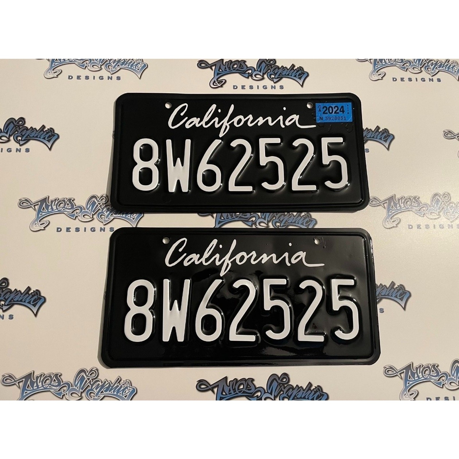 Gloss California Plate Wrap DIY Kit (BACK & WHITE ) KIT 2 PLATES