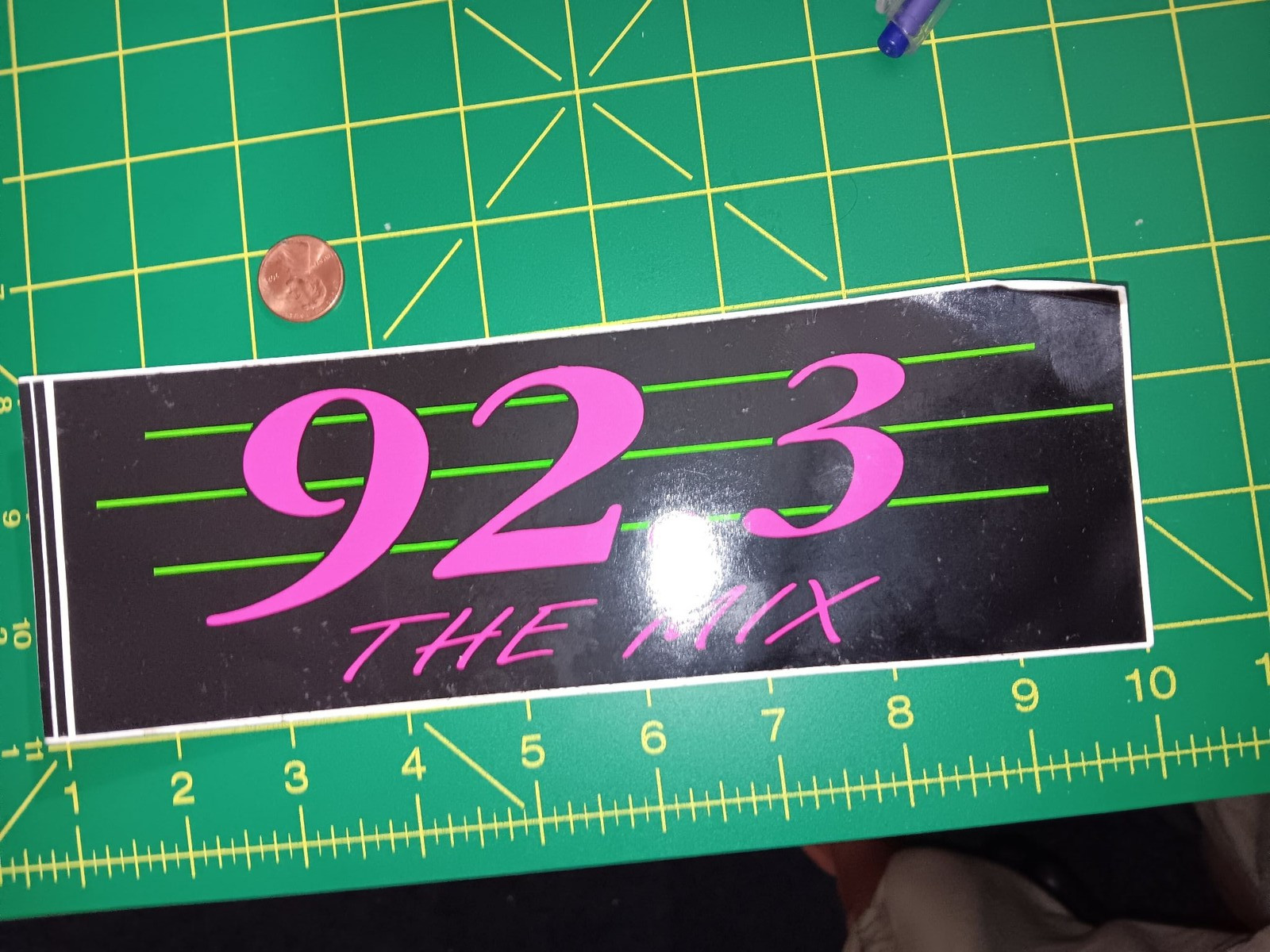 923 The Mix Vinyl Sticker Decal Pink Black Green Radio Logo Racing Stripe 10in