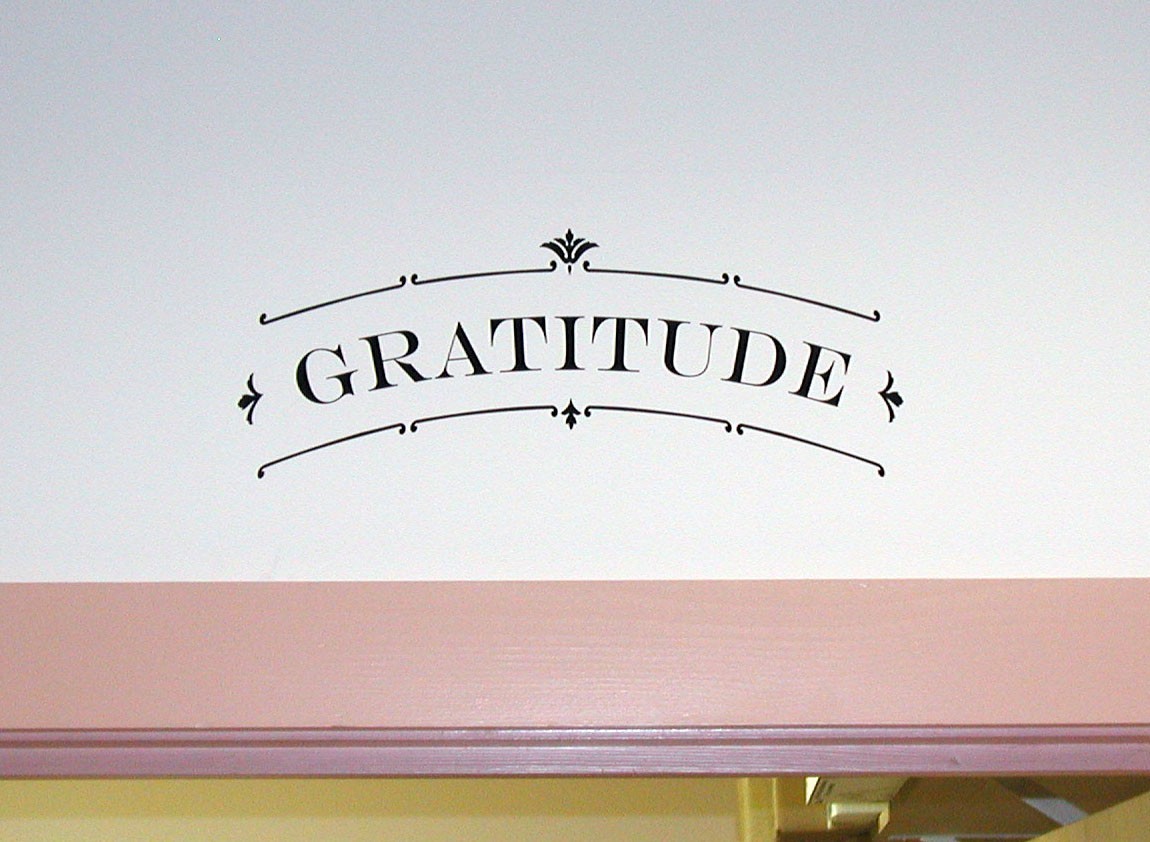 GRATITUDE Scroll Wall Art Decal Quote Words Lettering Decor Sticker